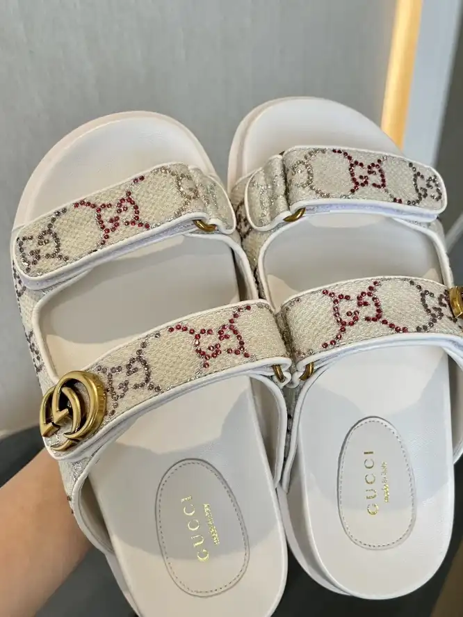 hype Gucci Sandals