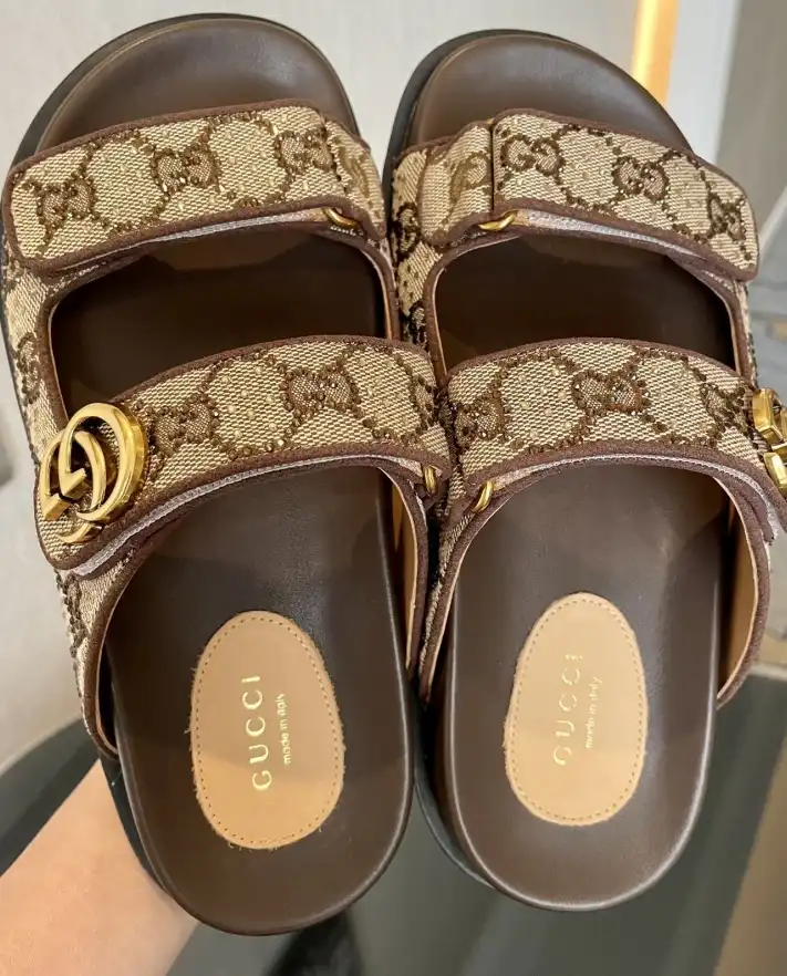 hype Gucci Sandals