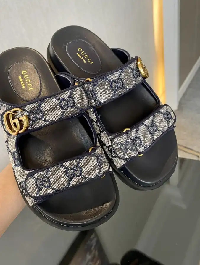 hype Gucci Sandals