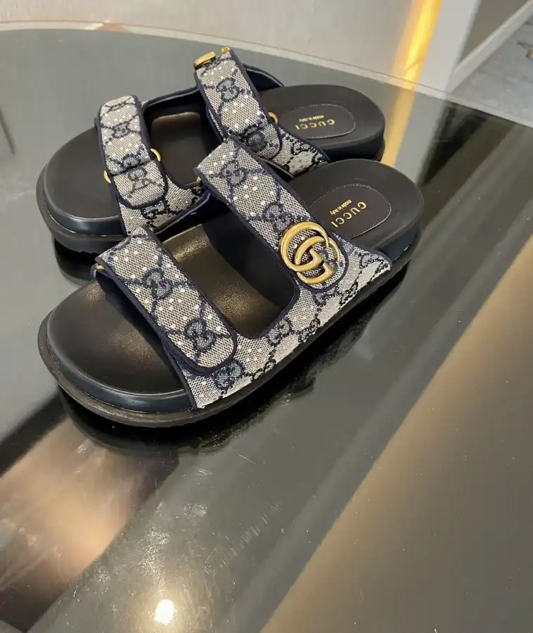 hype Gucci Sandals