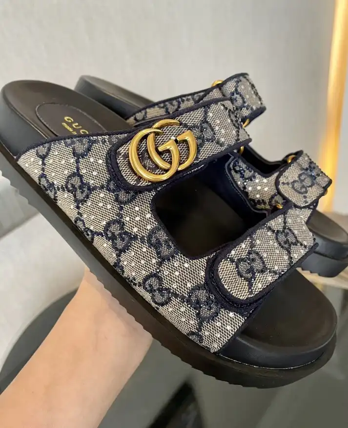 hype Gucci Sandals