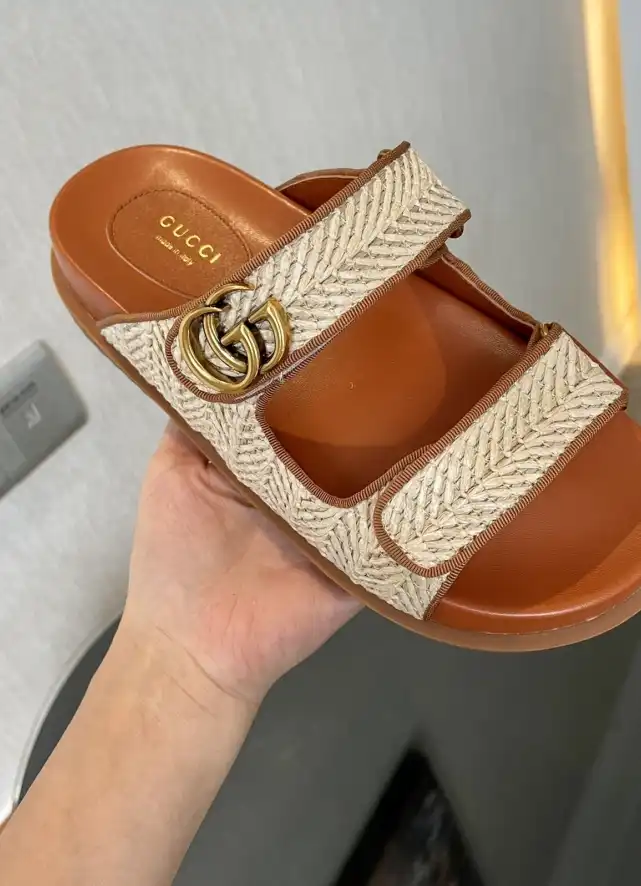 hype Gucci Sandals