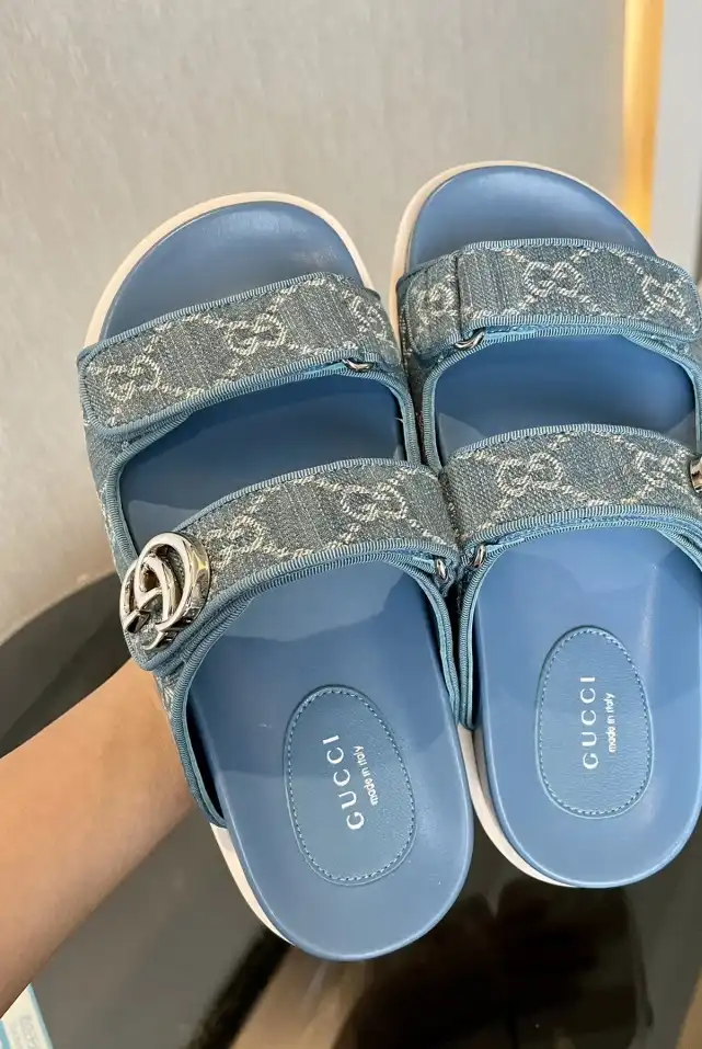 hype Gucci Sandals