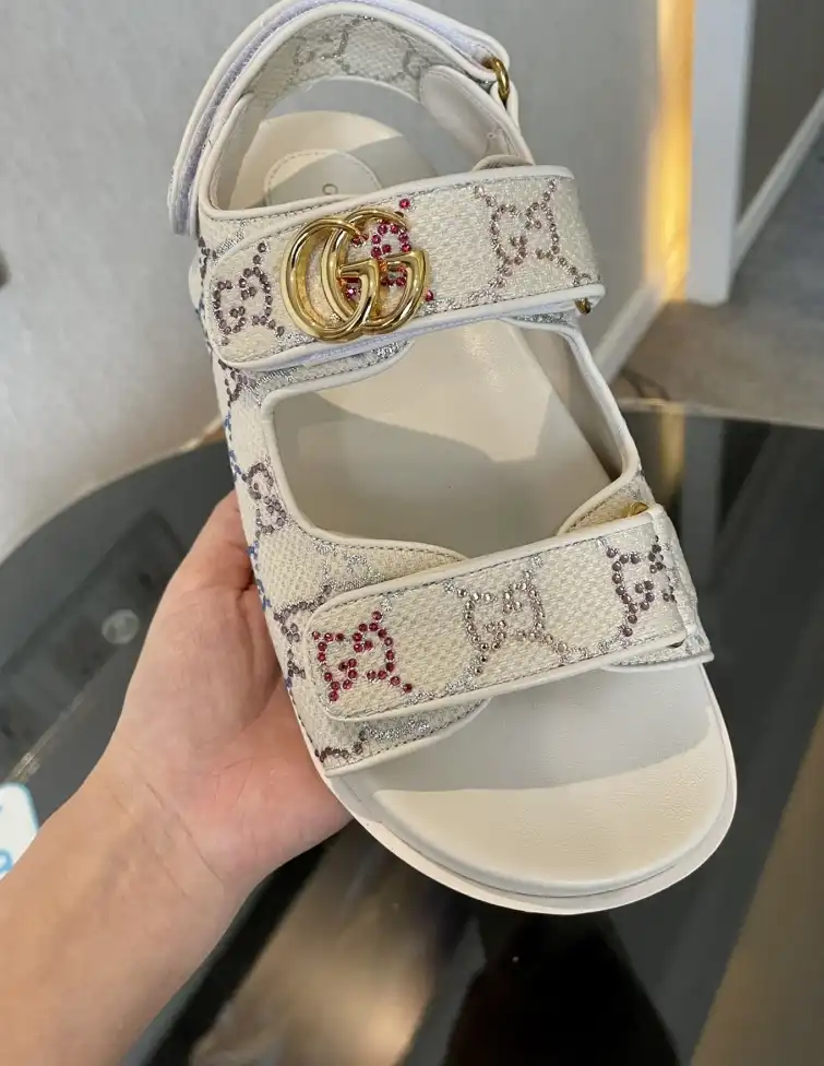 hype Gucci Sandals