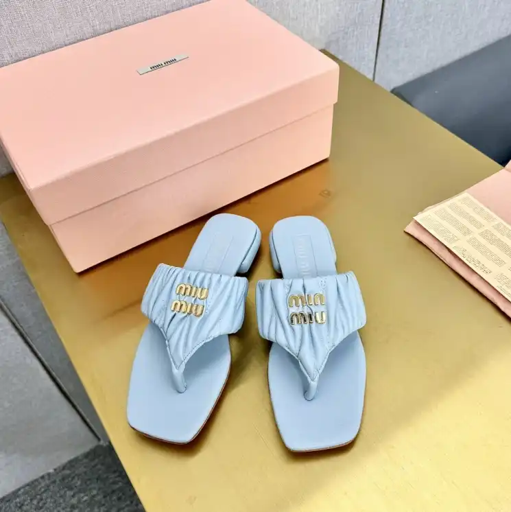 hype Miu Miu Slippers