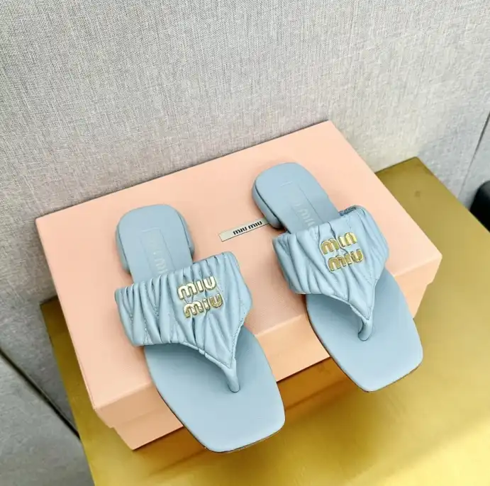 hype Miu Miu Slippers