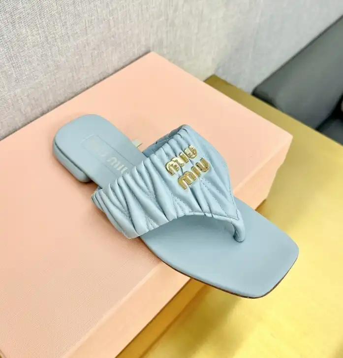 hype Miu Miu Slippers