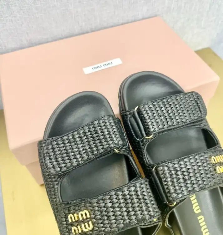 hype Chanel Sandals