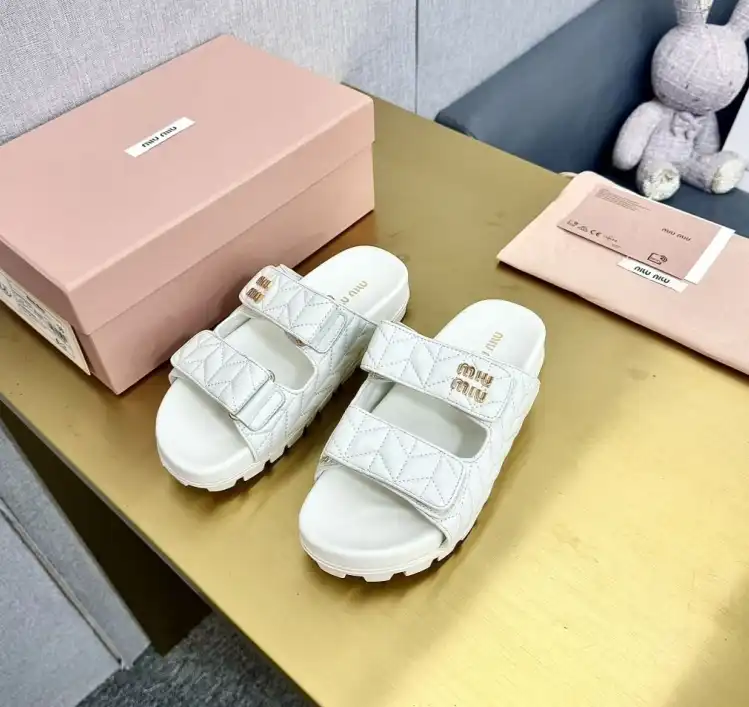 hype Chanel Sandals