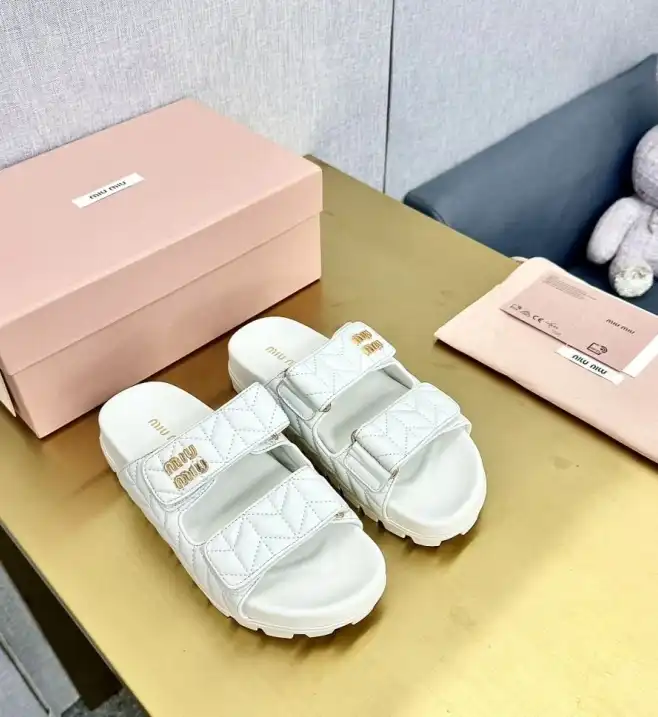 hype Chanel Sandals