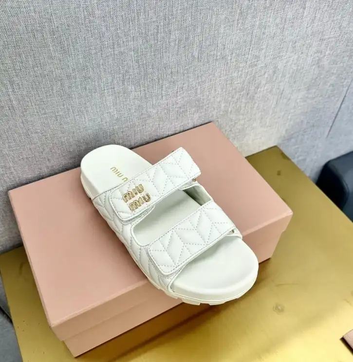 hype Chanel Sandals