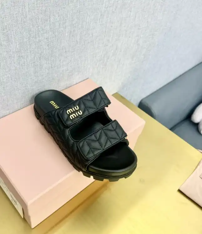 hype Chanel Sandals