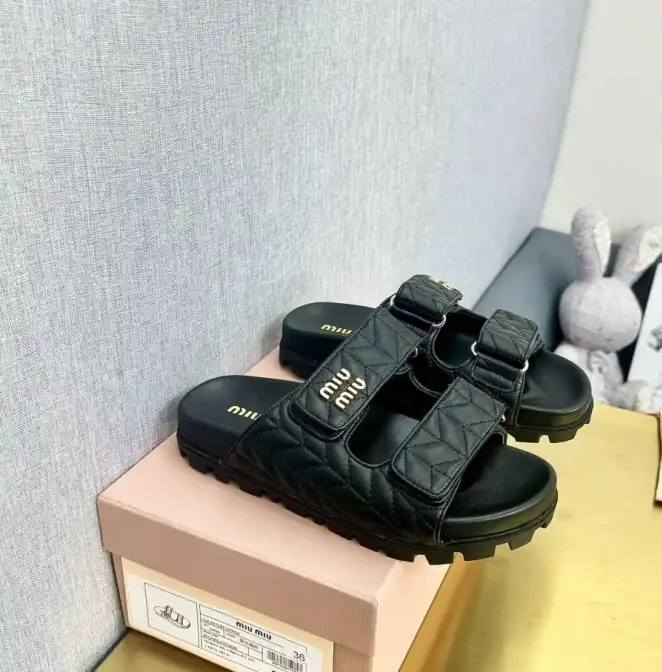 hype Chanel Sandals