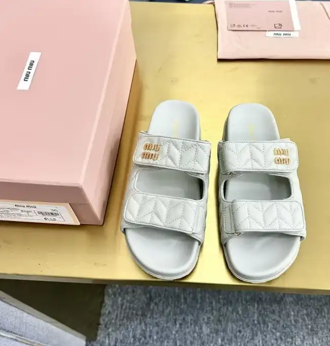 hype Chanel Sandals