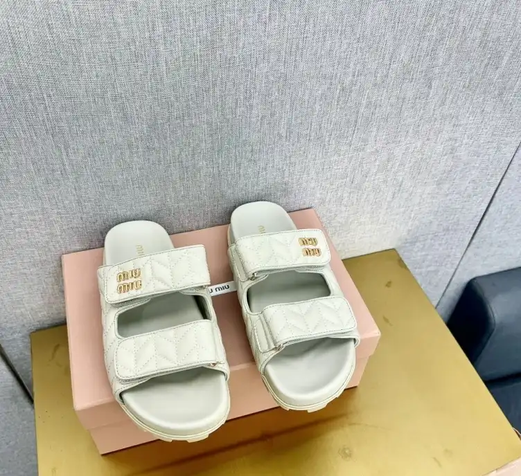 hype Chanel Sandals