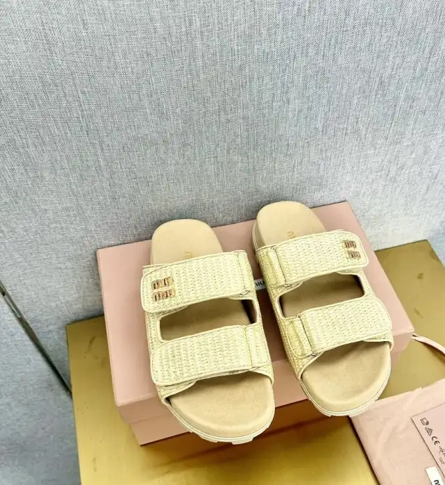 hype Chanel Sandals