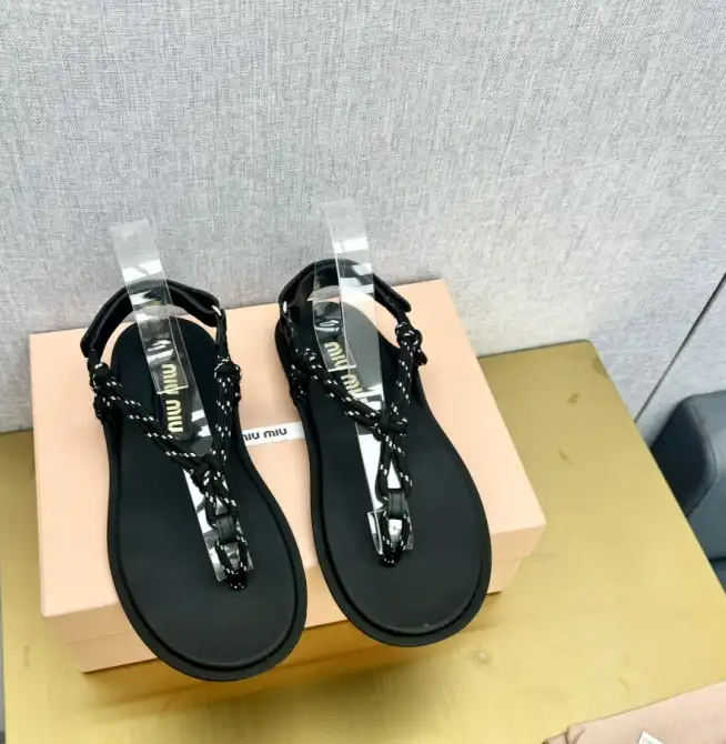 hype Miu Miu Sandals