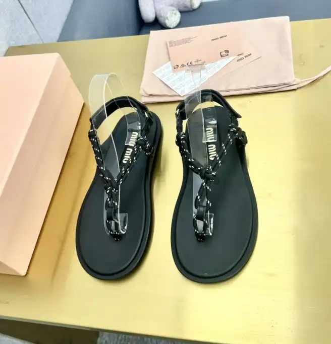 hype Miu Miu Sandals