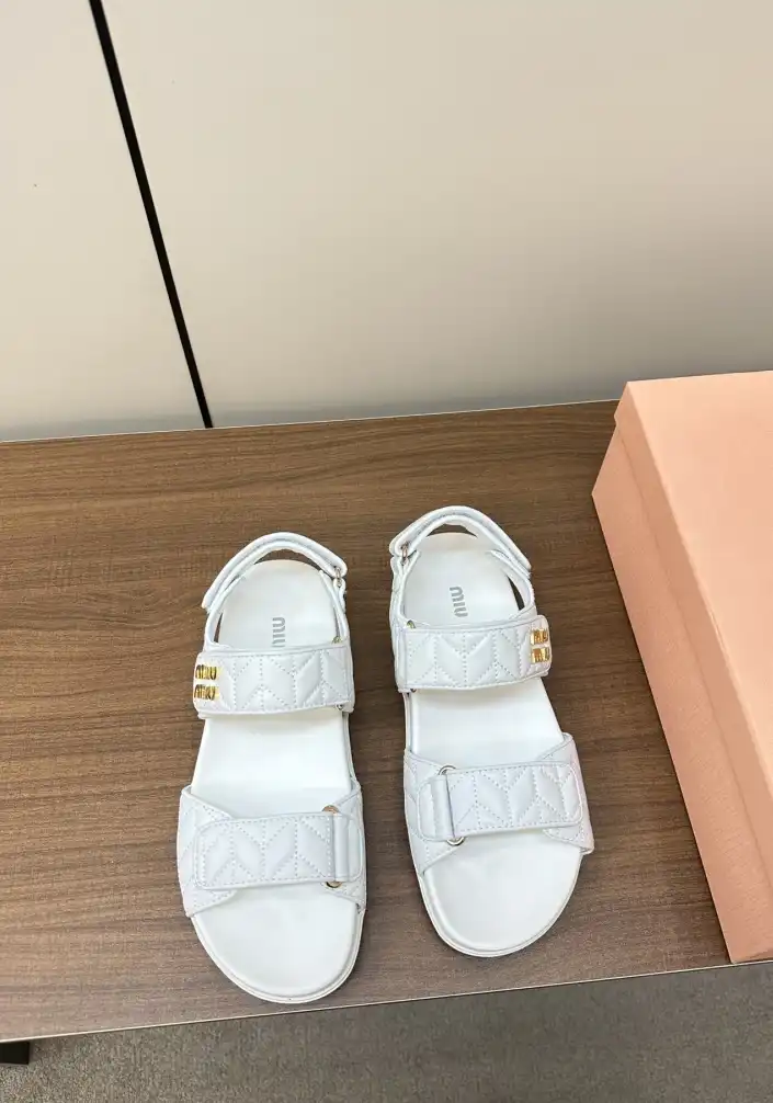 hype Miu Miu Sandals