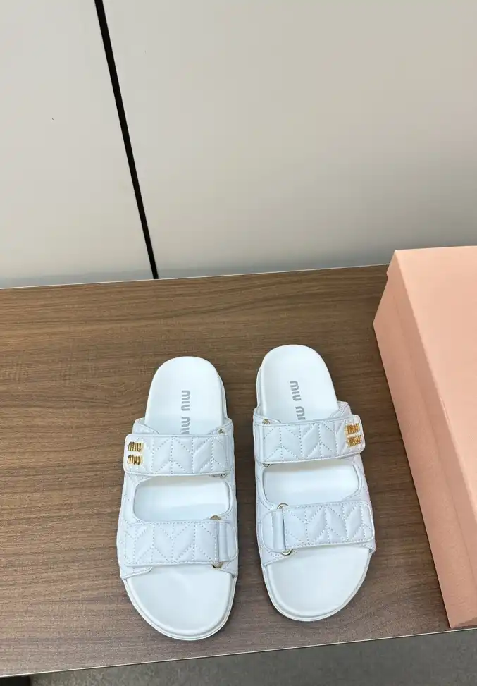 hype Miu Miu Sandals