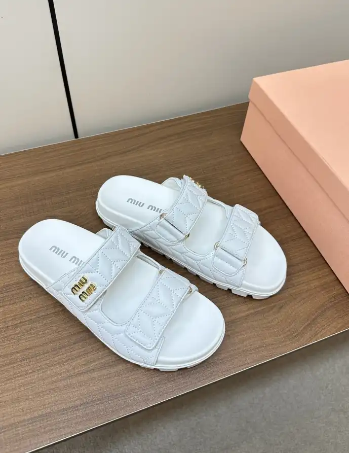 hype Miu Miu Sandals