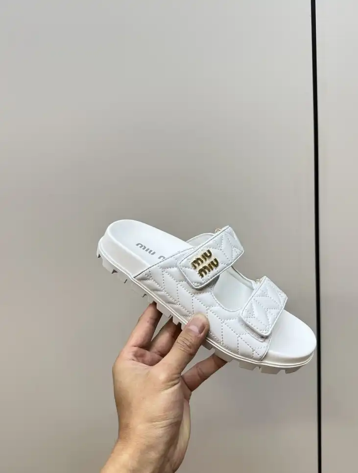 hype Miu Miu Sandals