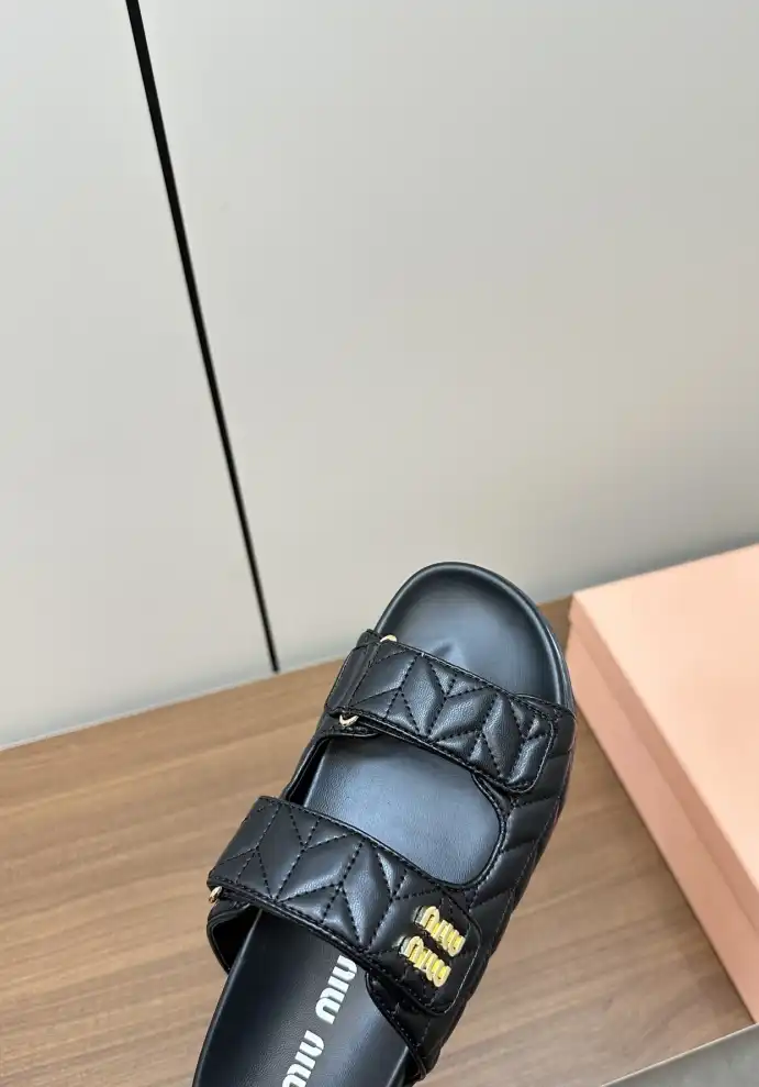 hype Miu Miu Sandals