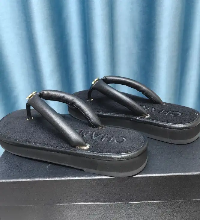 hype Chanel Sandals