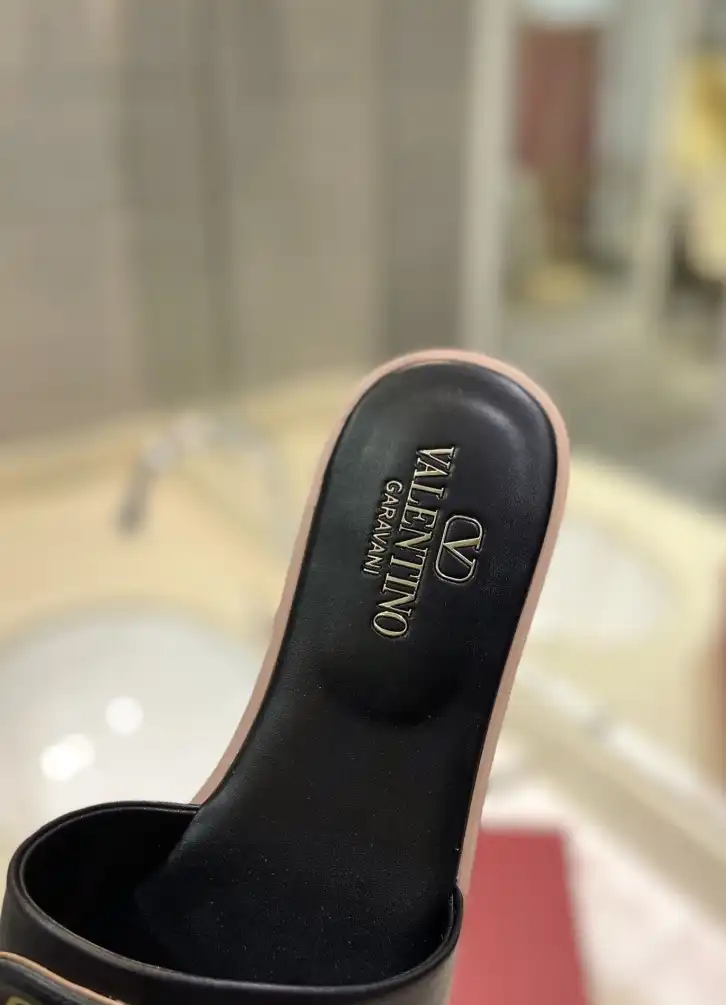 hype Valentino Slippers