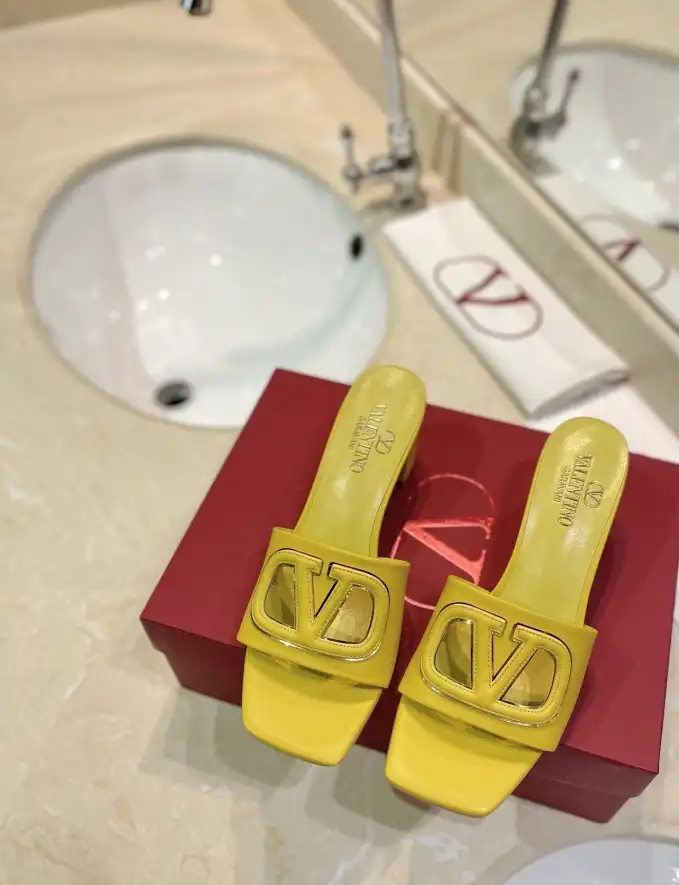 hype Valentino Slippers