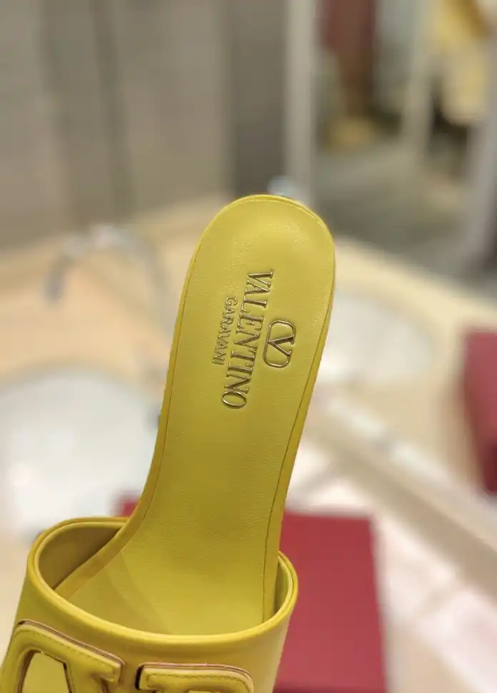 hype Valentino Slippers