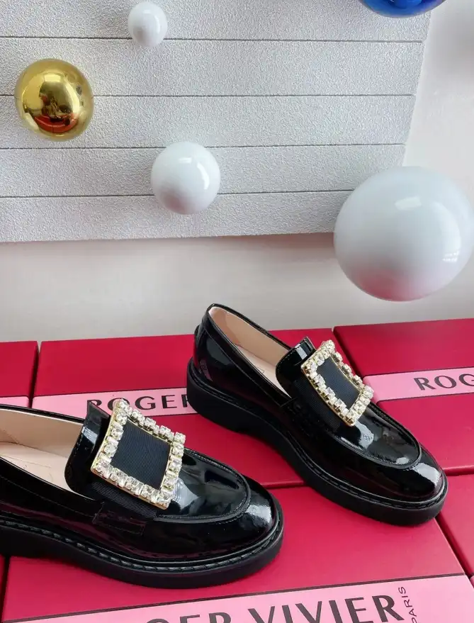 hype Roger Vivier Leather Shoes