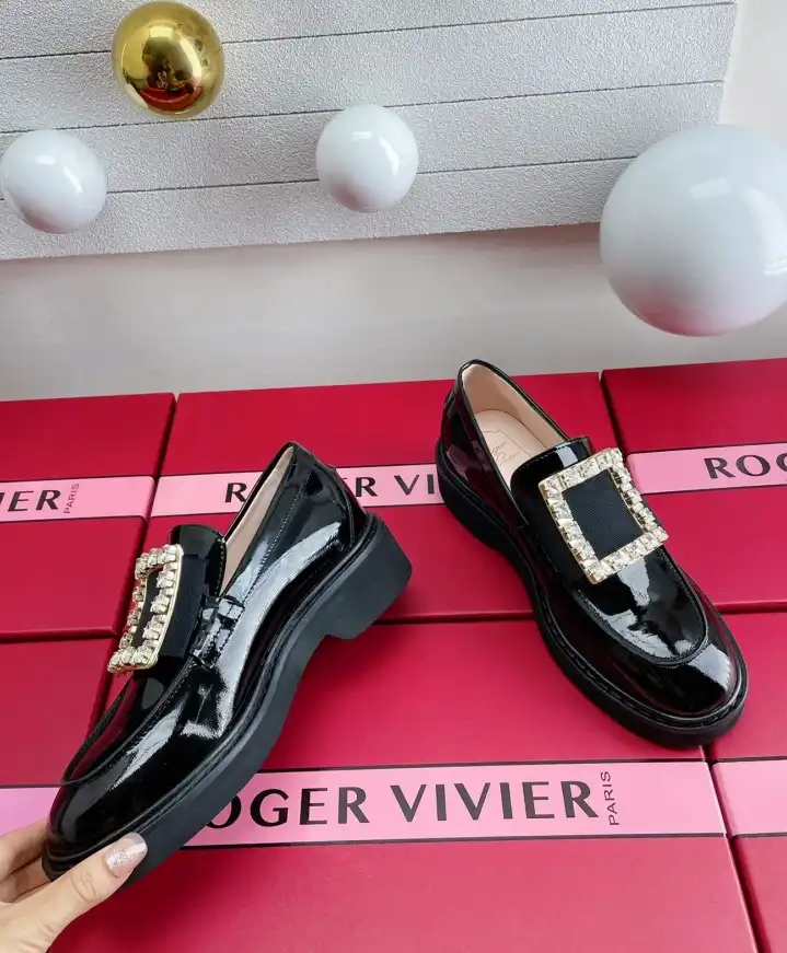 hype Roger Vivier Leather Shoes