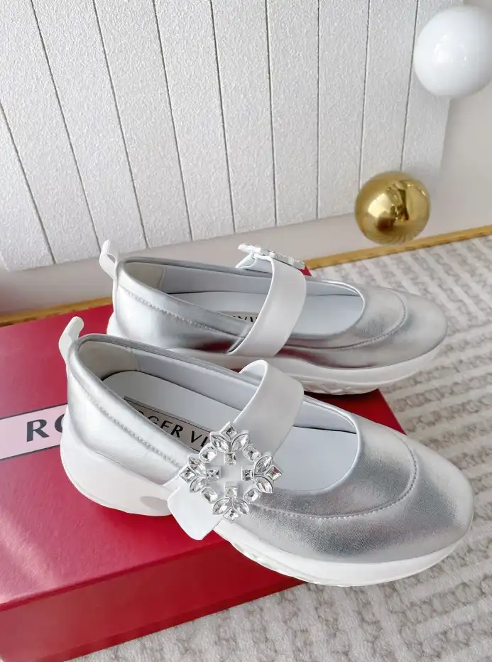 hype Roger Vivier Casual Shoes