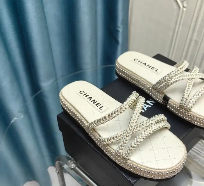 hype Chanel Slippers