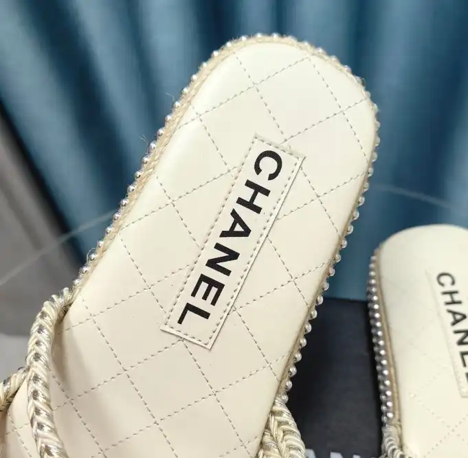 hype Chanel Slippers