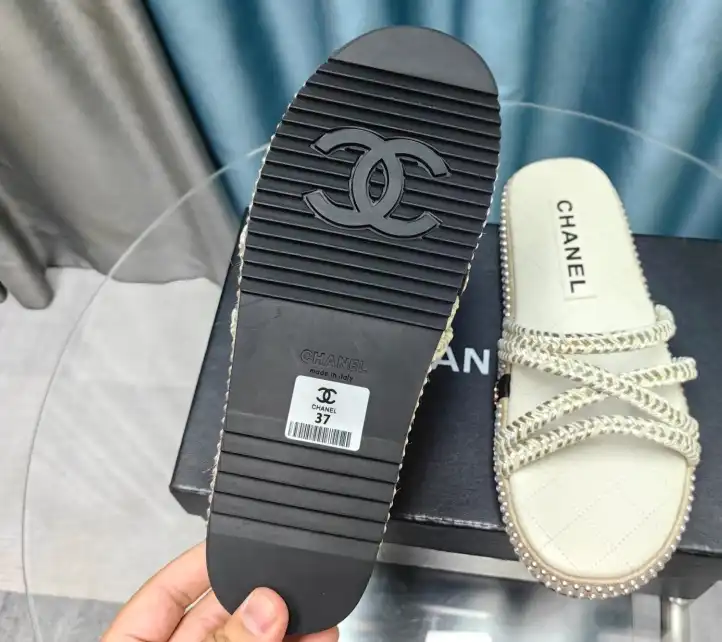 hype Chanel Slippers