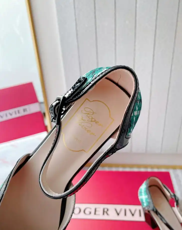 hype Roger Vivier High Heels