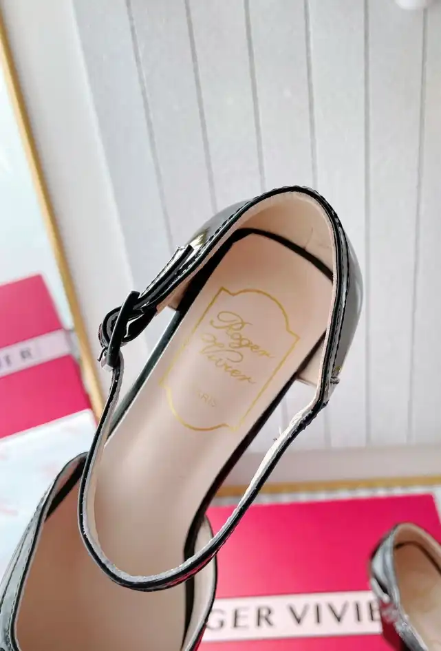 hype Roger Vivier High Heels