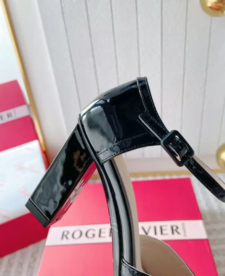 hype Roger Vivier High Heels