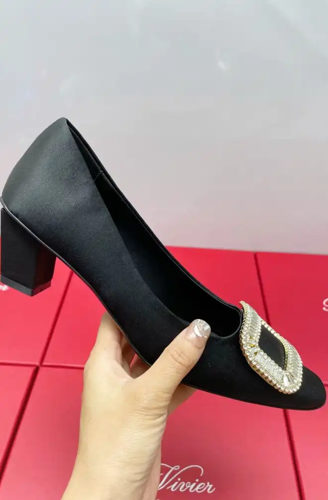 hype Roger Vivier High Heels