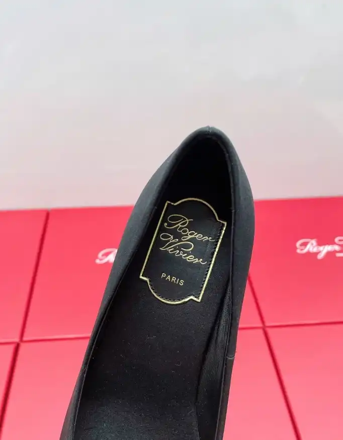 hype Roger Vivier High Heels