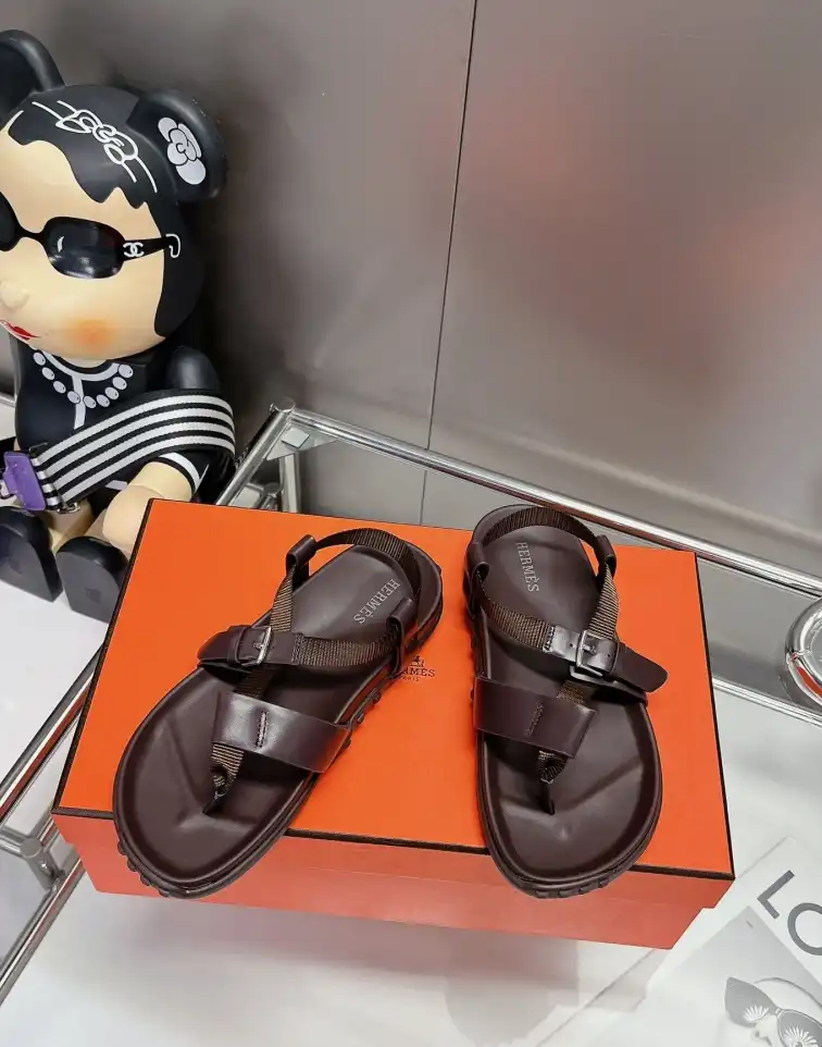 hype Hermes Sandals