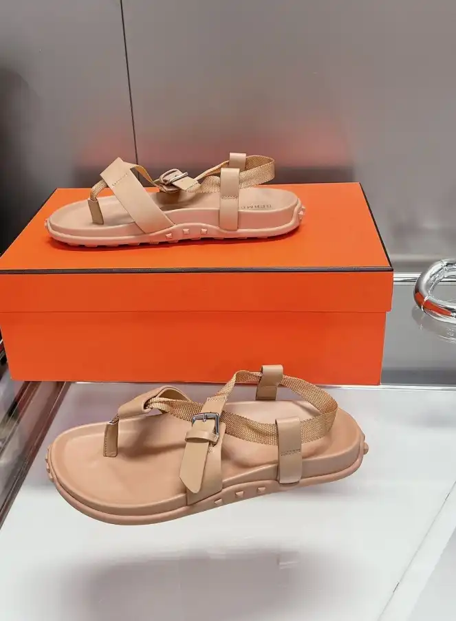 hype Hermes Sandals