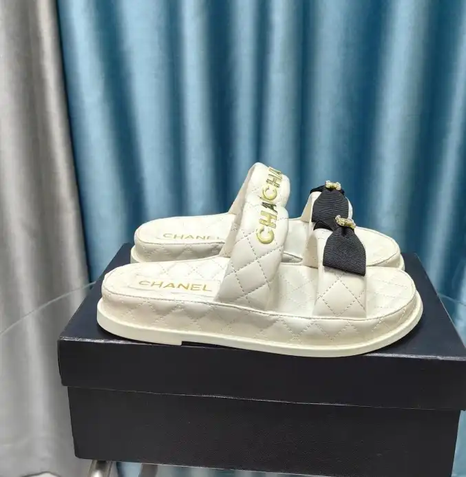 hype Chanel Slippers