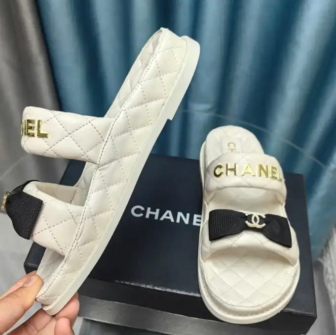 hype Chanel Slippers