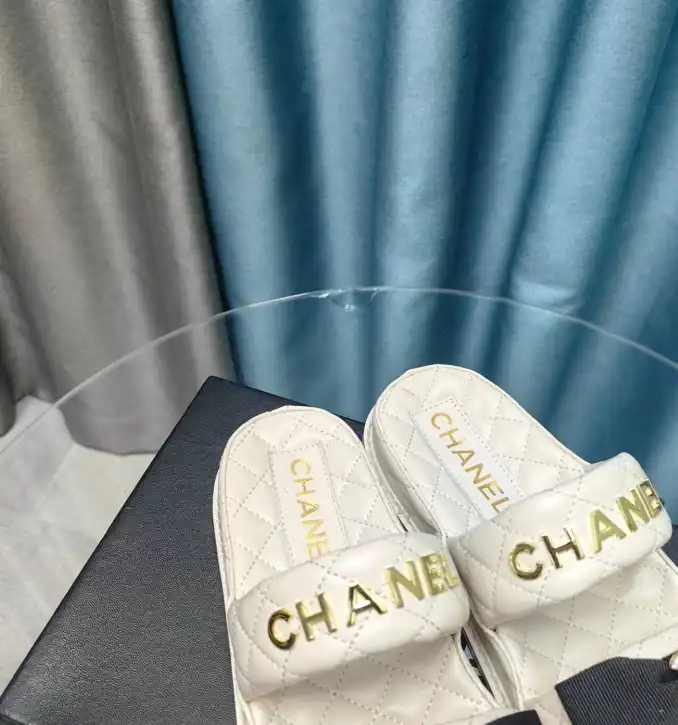 hype Chanel Slippers