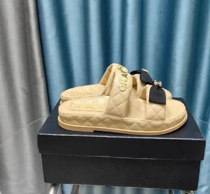 hype Chanel Slippers