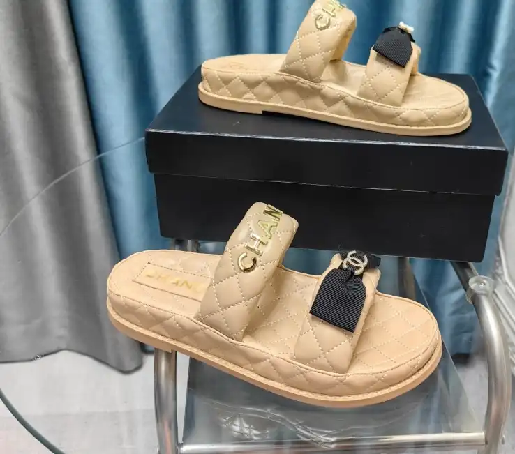 hype Chanel Slippers