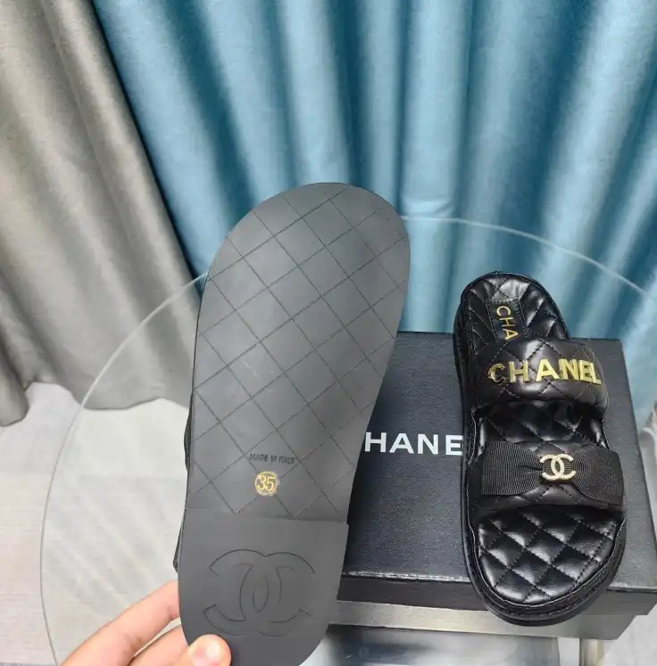 hype Chanel Slippers